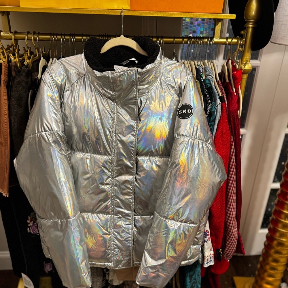 🪩 SNO Iridescent Silver Women's Puffer Jacket - Picture 5 of 6